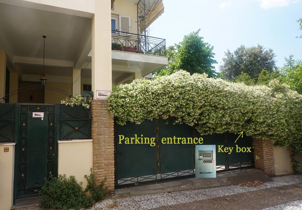 Independent Entrance Apt - 130M2 - Garden - Private Parking Apartment Athens Ngoại thất bức ảnh